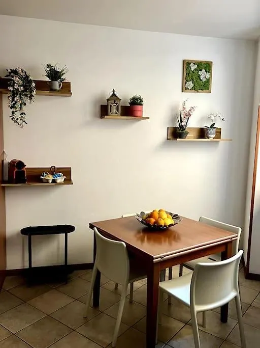 Casa Victoria - Bellagio Apartment 0*,  Italy